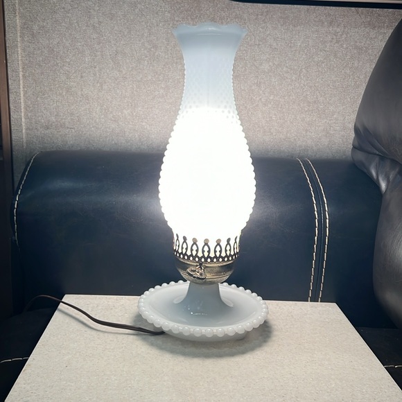 Other - Vintage Milkglass Lamp